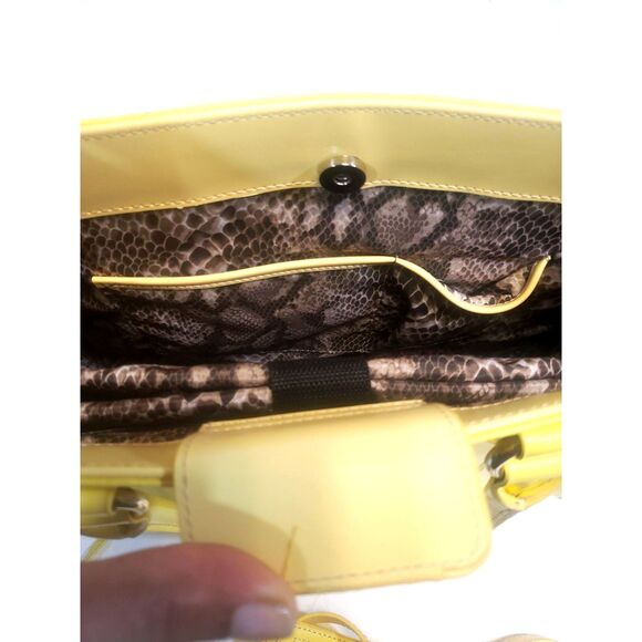 Wilson’s Yellow Genuine Leather Tote Bag Size Large - Picture 2 of 11